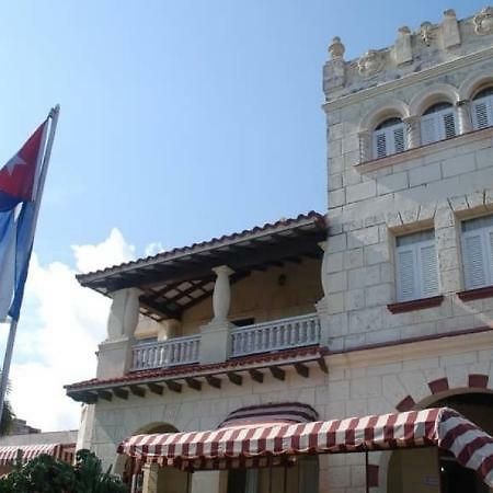 Islazul Pullman Hotel Varadero Exterior photo